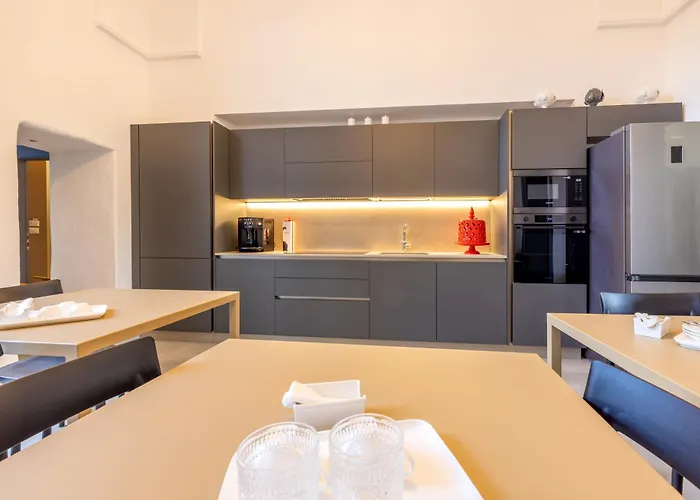 Lucrezia Dimore - Pensión