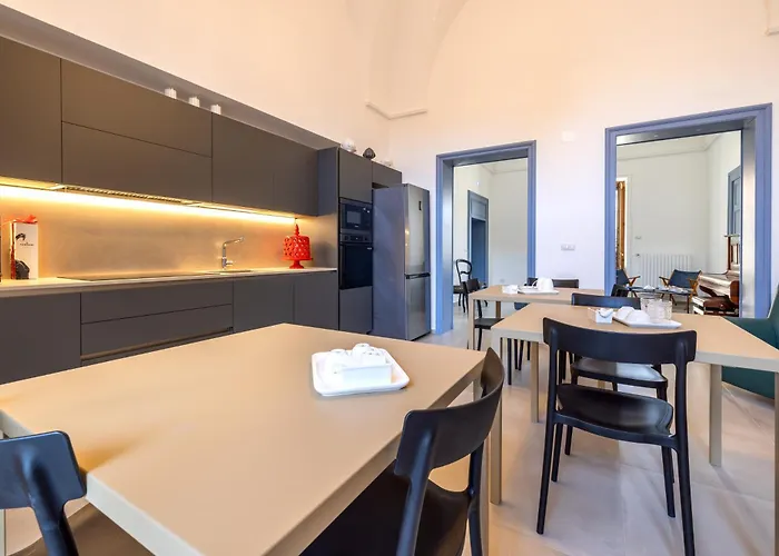 Lucrezia Dimore - Pensión Ugento