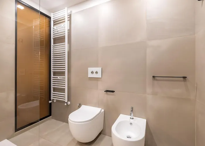 Pensión Lucrezia Dimore - *